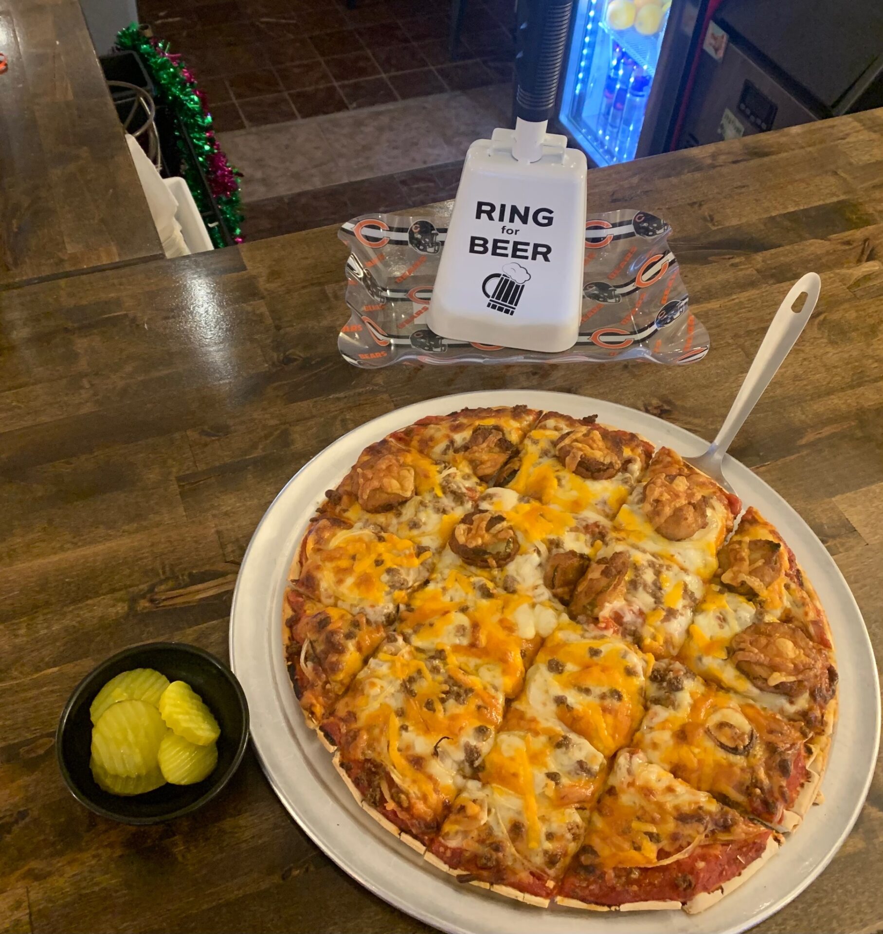 The Willy Goat – Cheeseburger Pizza